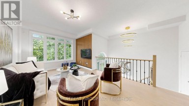 35 SHARBOT LANE Markham (Greensborough) Ontario photo 4