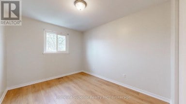 380 VANCOUVER CRESCENT Oshawa (Vanier) Ontario photo 20