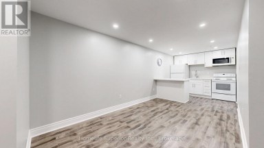 380 VANCOUVER CRESCENT Oshawa (Vanier) Ontario photo 25