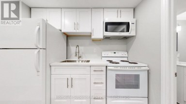 380 VANCOUVER CRESCENT Oshawa (Vanier) Ontario photo 28