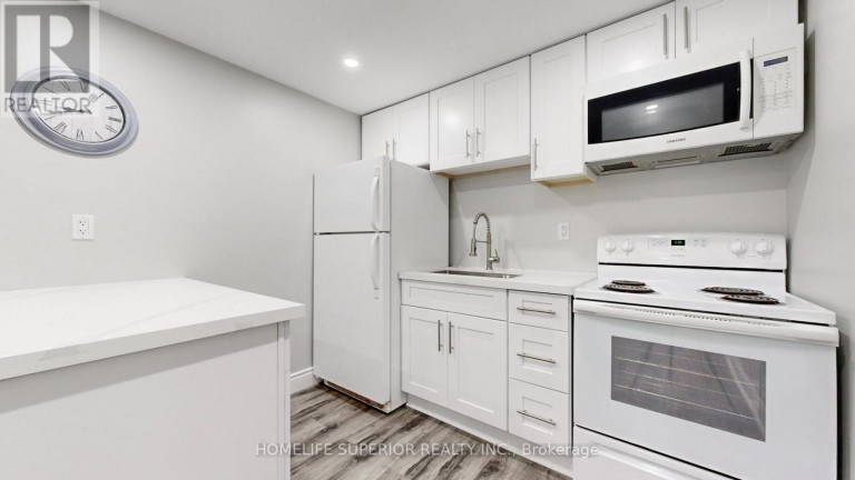 380 VANCOUVER CRESCENT, Oshawa (Vanier), Ontario, L1J5X9