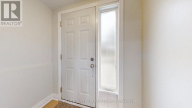 380 VANCOUVER CRESCENT Oshawa (Vanier) Ontario photo 3