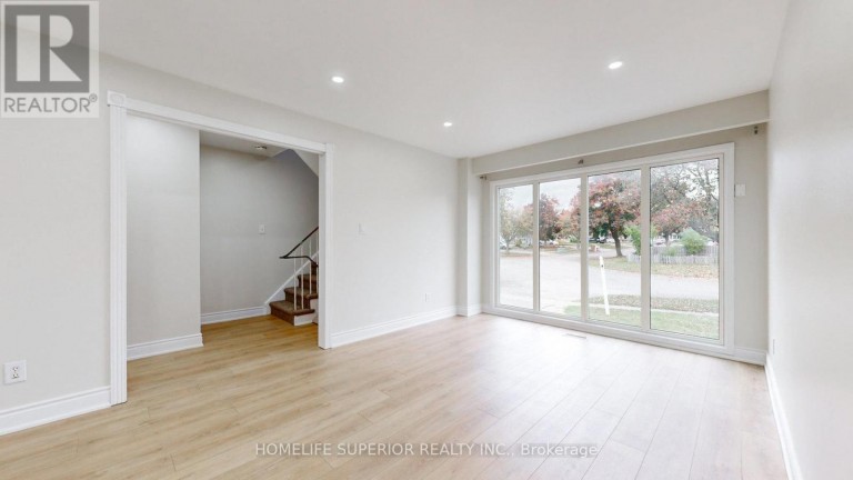 380 VANCOUVER CRESCENT, Oshawa (Vanier), Ontario, L1J5X9