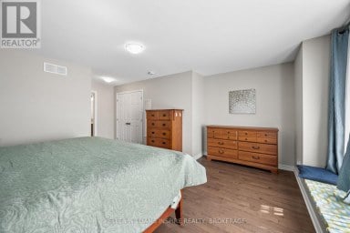 629 GWEN AVENUE, Kingston (City Northwest) Ontario