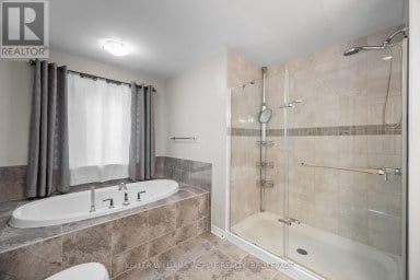 629 GWEN AVENUE, Kingston (City Northwest) Ontario