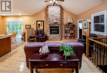 1098 COVERDALE DRIVE, Kingston (City SouthWest) Ontario