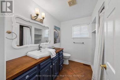 16169 LOYALIST PARKWAY Prince Edward County (Hallowell Ward) Ontario photo 6