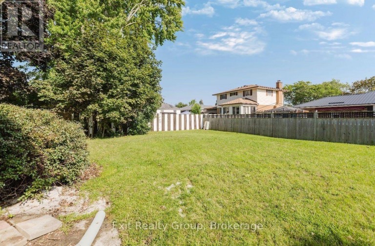6 ERNEST COURT, Belleville (Belleville Ward), Ontario, K8P4H7