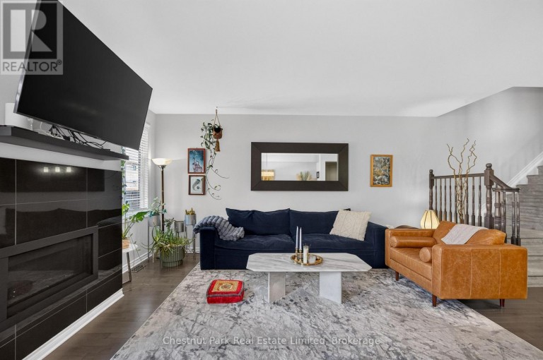 239 KING STREET, Carleton Place, Ontario, K7C0G9