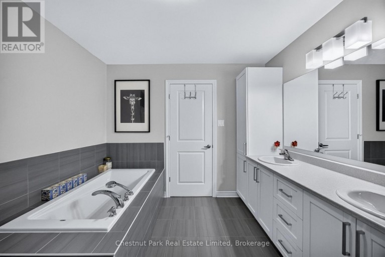 239 KING STREET, Carleton Place, Ontario, K7C0G9
