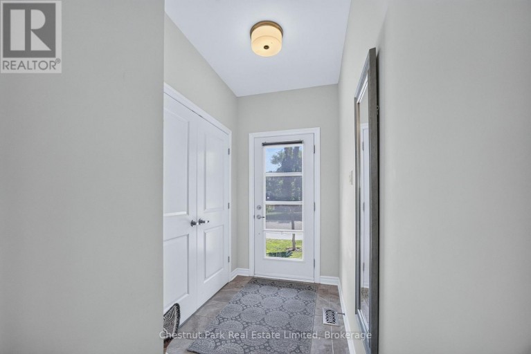 239 KING STREET, Carleton Place, Ontario, K7C0G9