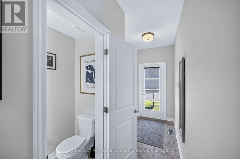 239 KING STREET, Carleton Place, Ontario, K7C0G9