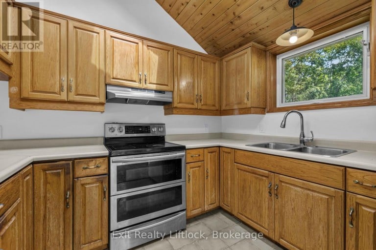 3262 BUCKHORN LANE, Selwyn, Ontario, K0L1J0