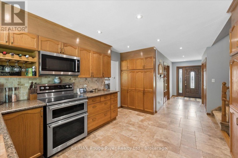 35 ROYAL ESTATE DRIVE, Kawartha Lakes (Pontypool), Ontario, L0A1K0