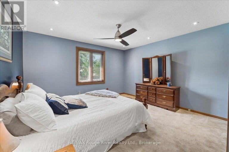 35 ROYAL ESTATE DRIVE, Kawartha Lakes (Pontypool), Ontario, L0A1K0