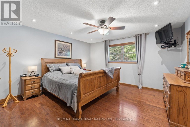 35 ROYAL ESTATE DRIVE, Kawartha Lakes (Pontypool), Ontario, L0A1K0