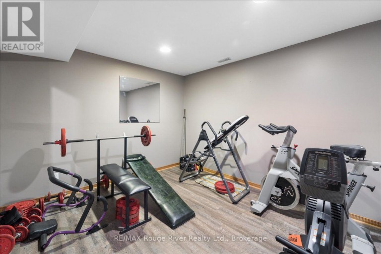 35 ROYAL ESTATE DRIVE, Kawartha Lakes (Pontypool), Ontario, L0A1K0