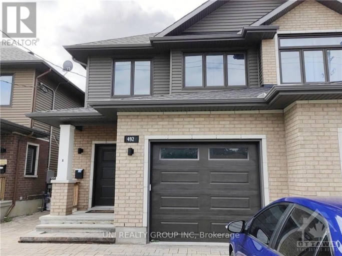 B - 492 MOODIE DRIVE, Ottawa, Ontario, K2H8A7