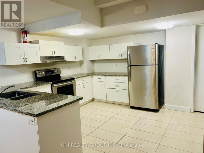 B - 492 MOODIE DRIVE, Ottawa, Ontario, K2H8A7