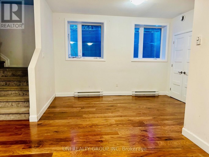 B - 492 MOODIE DRIVE, Ottawa, Ontario, K2H8A7