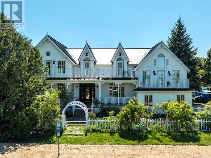 98 HURON STREET, Collingwood, Ontario, L9Y4Y3