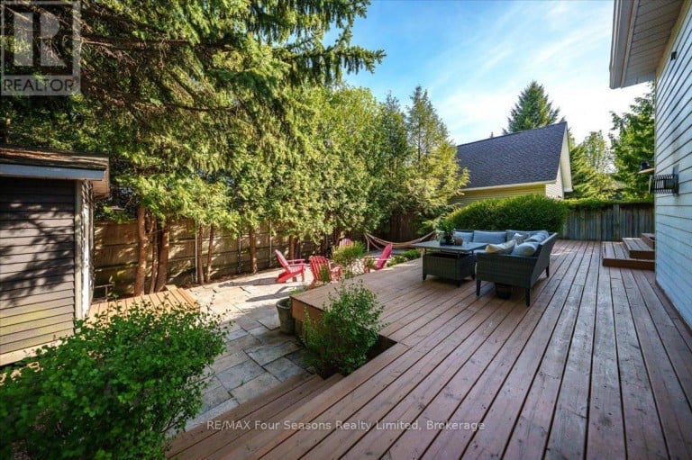 98 HURON STREET, Collingwood, Ontario, L9Y4Y3