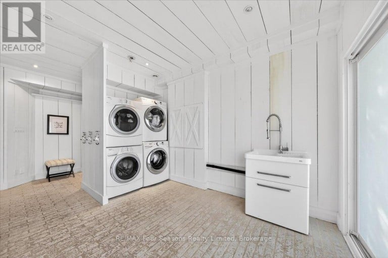 98 HURON STREET, Collingwood, Ontario, L9Y4Y3