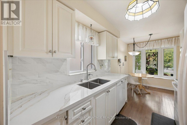 120 WINTER GARDENS TRAIL, Toronto (Rouge), Ontario, M1C3N7