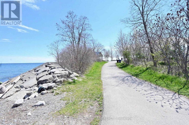 120 WINTER GARDENS TRAIL, Toronto (Rouge), Ontario, M1C3N7