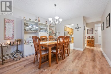 206 - 93 WESTWOOD ROAD Guelph (Willow West/Sugarbush/West Acres) Ontario photo 14