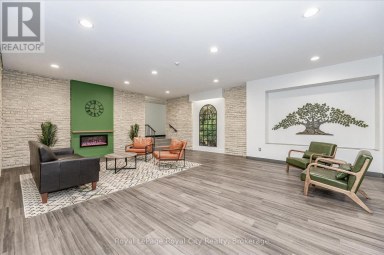 206 - 93 WESTWOOD ROAD Guelph (Willow West/Sugarbush/West Acres) Ontario photo 6