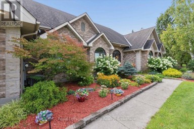 26 BRIDLE PATH Puslinch Ontario photo 3