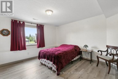 26 BRIDLE PATH Puslinch Ontario photo 35