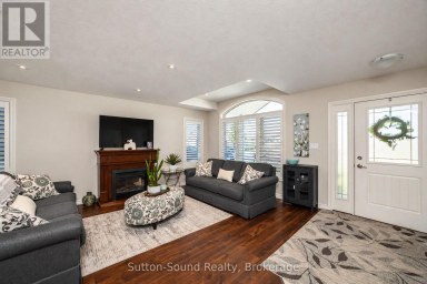 2327 10TH AVENUE E Owen Sound Ontario photo 10