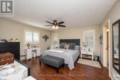 2327 10TH AVENUE E Owen Sound Ontario photo 24