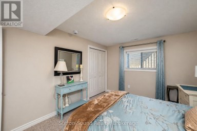 2327 10TH AVENUE E Owen Sound Ontario photo 38
