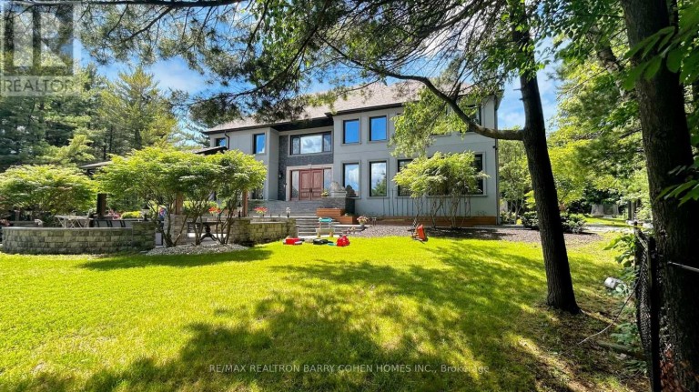 30 MARCUS COURT, Vaughan, Ontario, L6A1G2