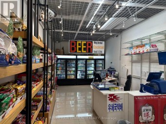 161 - 7181 YONGE STREET Markham (Thornhill) Ontario photo 6