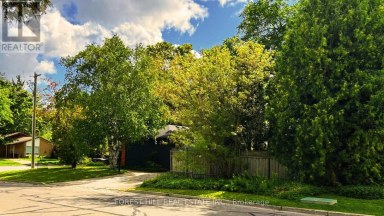 1 WILLIS DRIVE Aurora (Aurora Highlands) Ontario photo 5