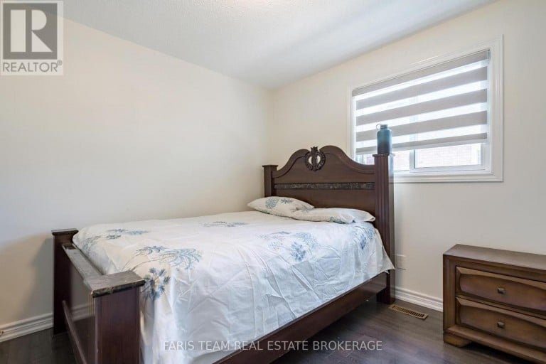 503 GROVE STREET E, Barrie (Grove East), Ontario, L4M5Z4