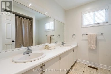 503 GROVE STREET E Barrie (Grove East) Ontario photo 29