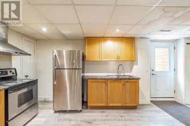 503 GROVE STREET E Barrie (Grove East) Ontario photo 33