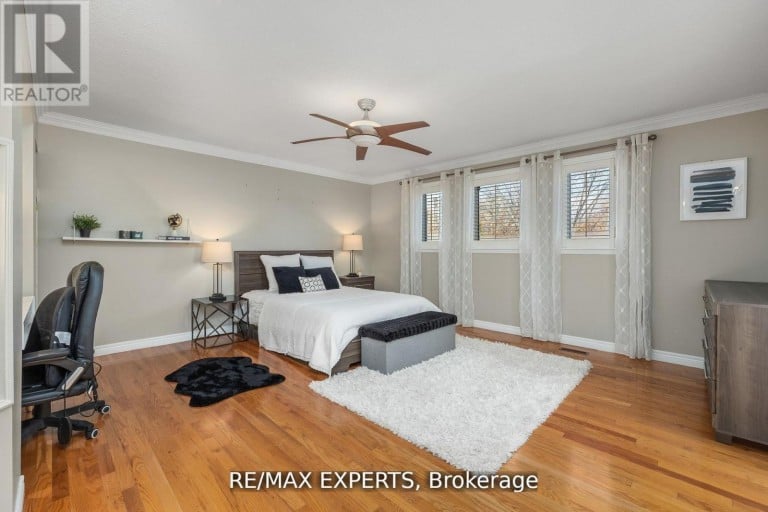 482 MALAGA ROAD, Mississauga (Fairview), Ontario, L5B3W2