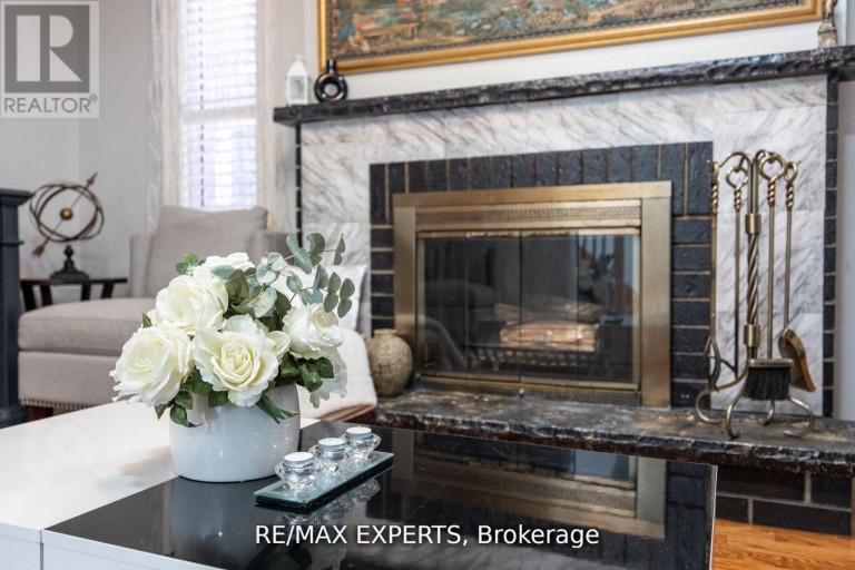 482 MALAGA ROAD, Mississauga (Fairview), Ontario, L5B3W2