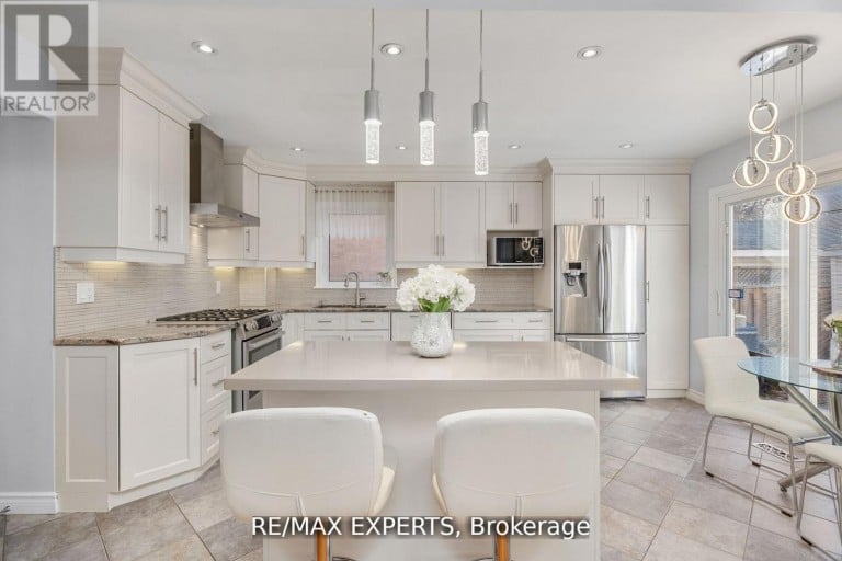 482 MALAGA ROAD, Mississauga (Fairview), Ontario, L5B3W2