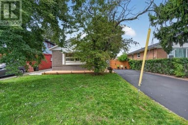 8 LENECK AVENUE Brampton (Northwood Park) Ontario photo 2