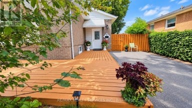 8 LENECK AVENUE Brampton (Northwood Park) Ontario photo 3