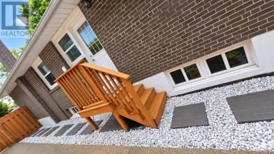 8 LENECK AVENUE Brampton (Northwood Park) Ontario photo 43