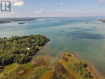 760 Finns Bay RD N Laird Ontario photo 47