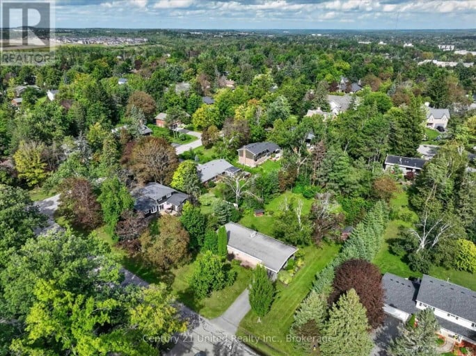130 ROPER DRIVE, Peterborough (Monaghan Ward 2), Ontario, K9J6K6